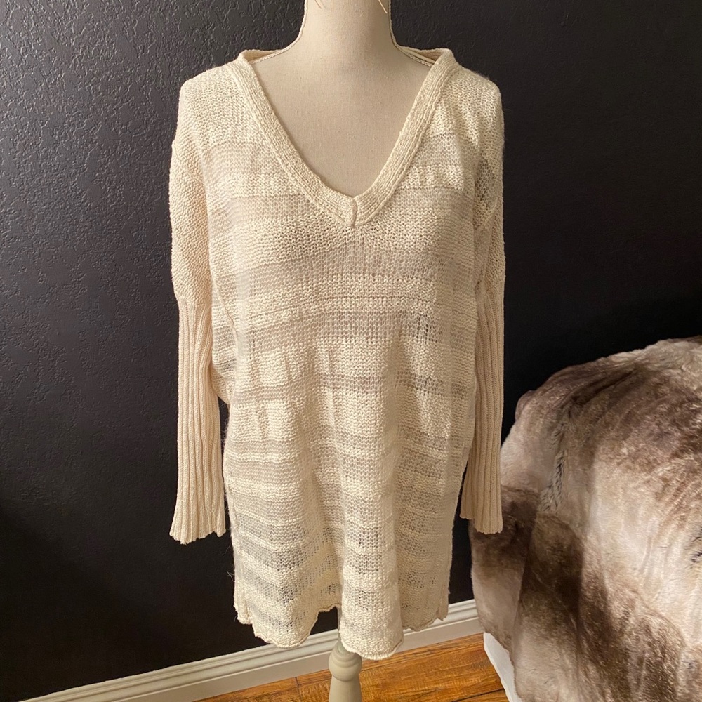 FREE PEOPLE SWEATER